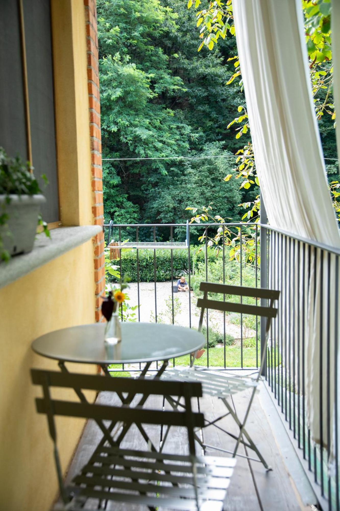 Agriturismo Biomatto Арона Екстериор снимка