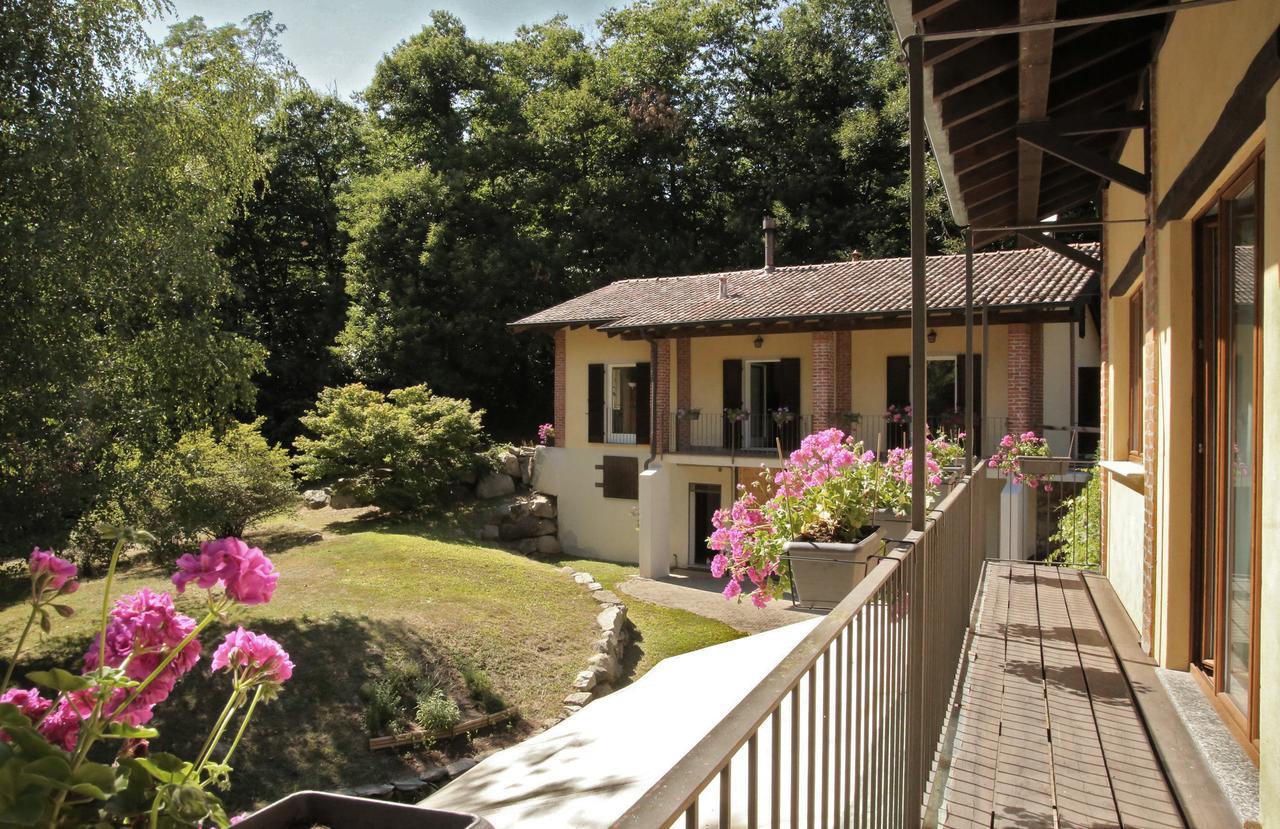 Agriturismo Biomatto Арона Екстериор снимка